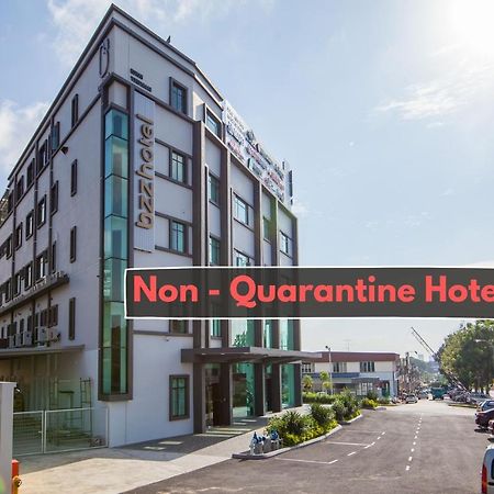 Bzz Hotel Skudai Eksteriør billede