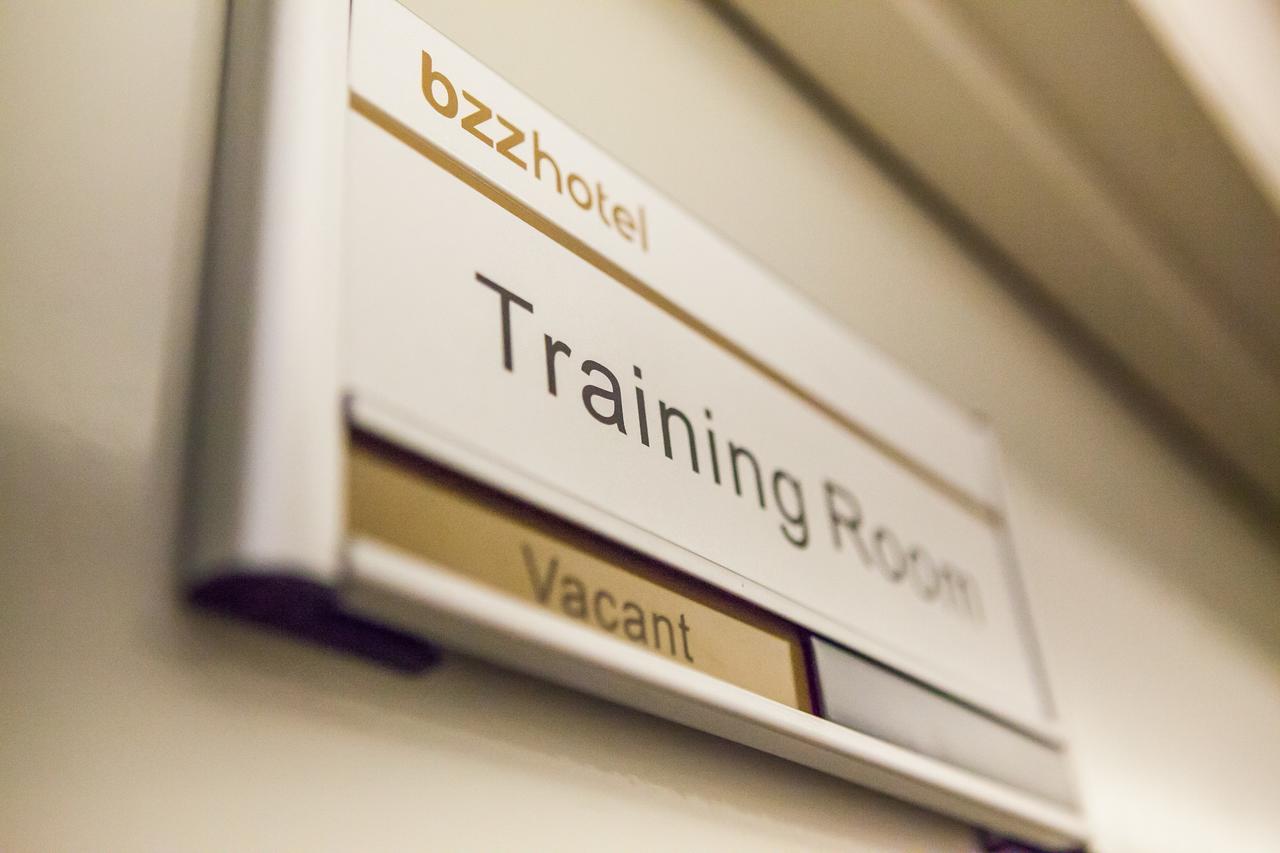 Bzz Hotel Skudai Eksteriør billede