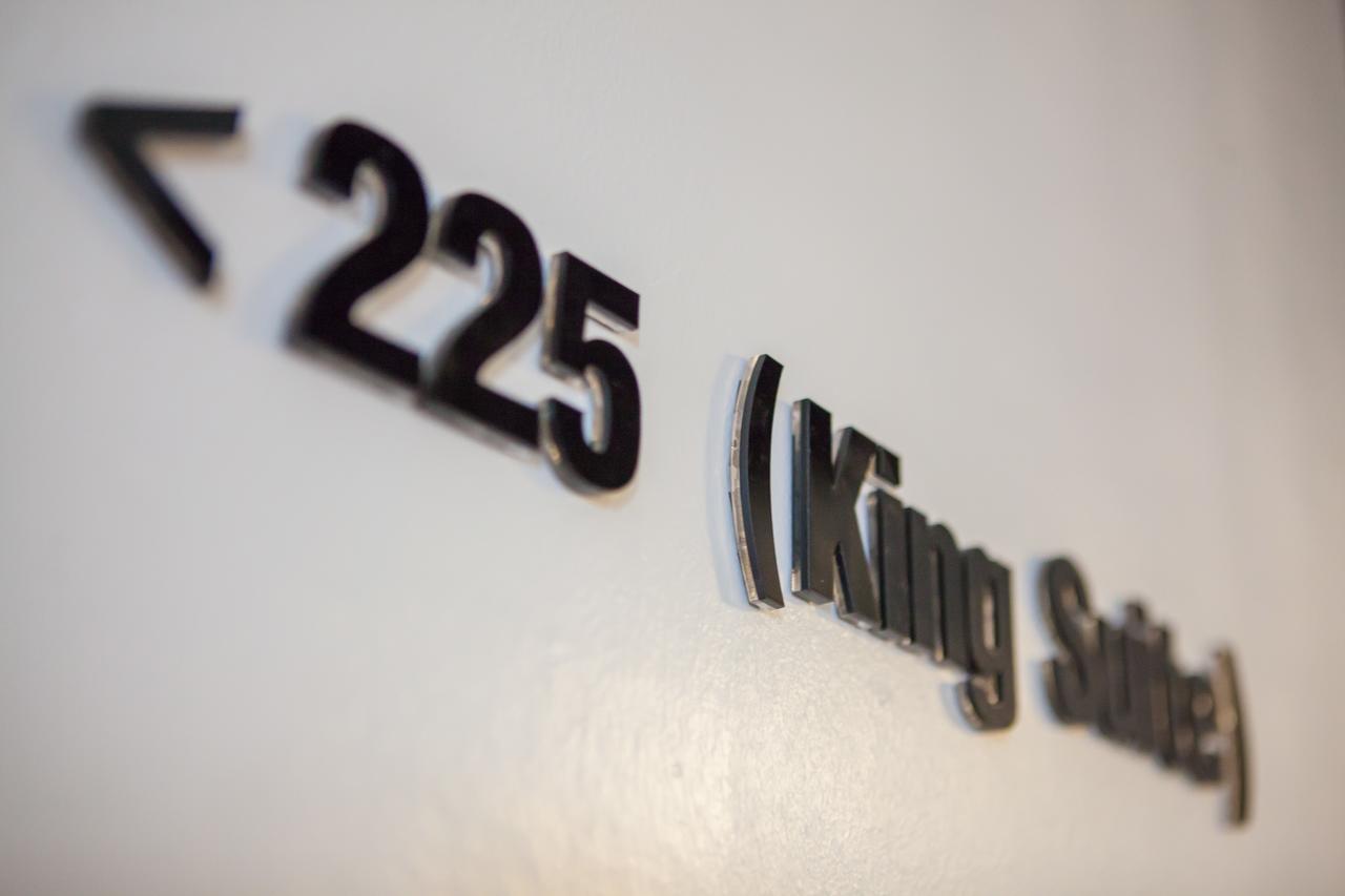 Bzz Hotel Skudai Eksteriør billede