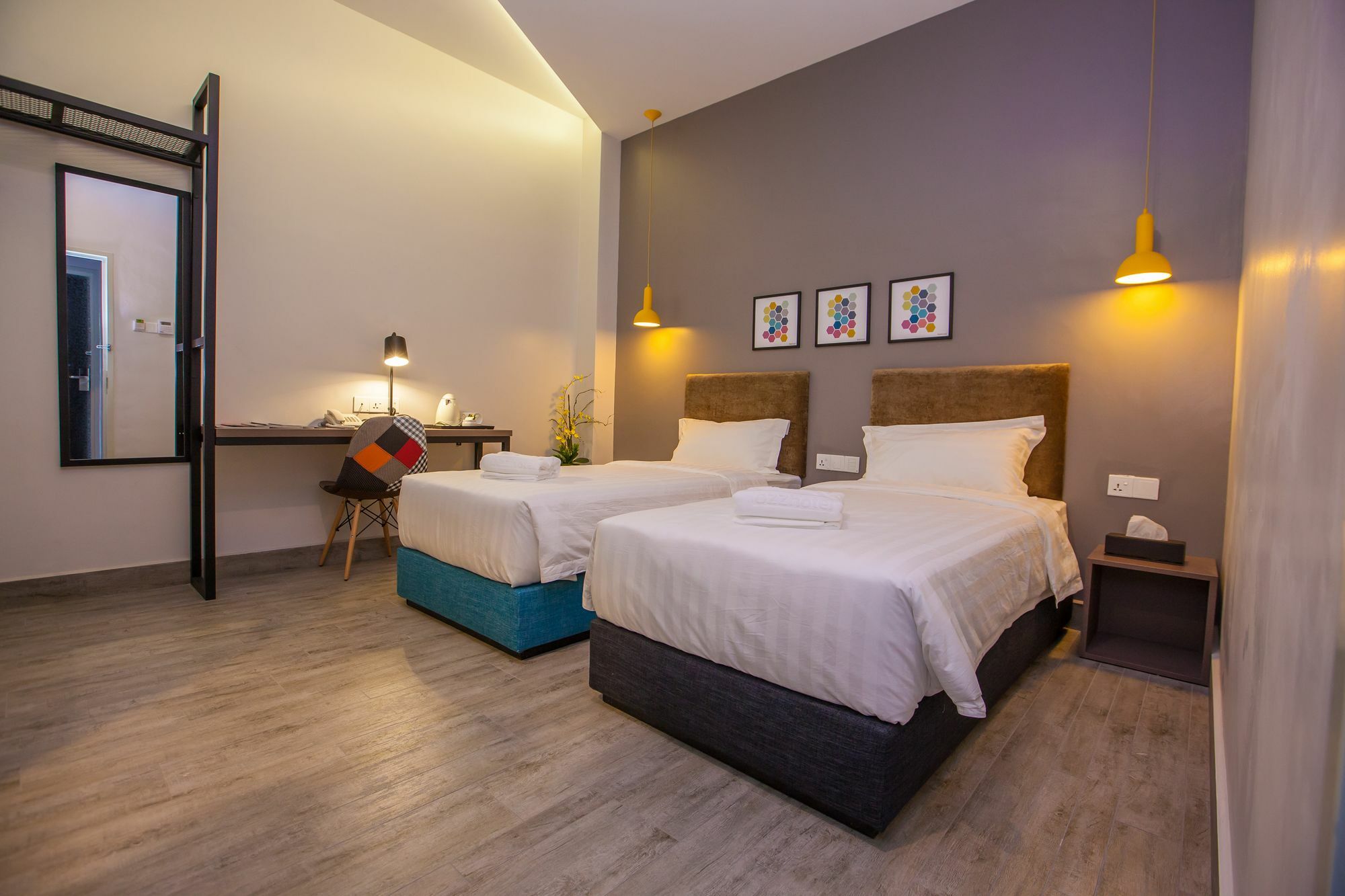 Bzz Hotel Skudai Eksteriør billede