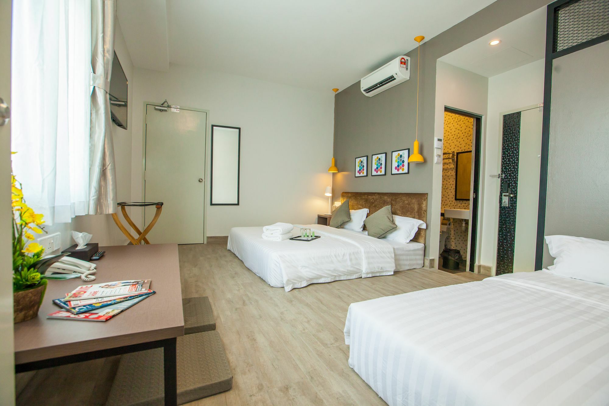 Bzz Hotel Skudai Eksteriør billede