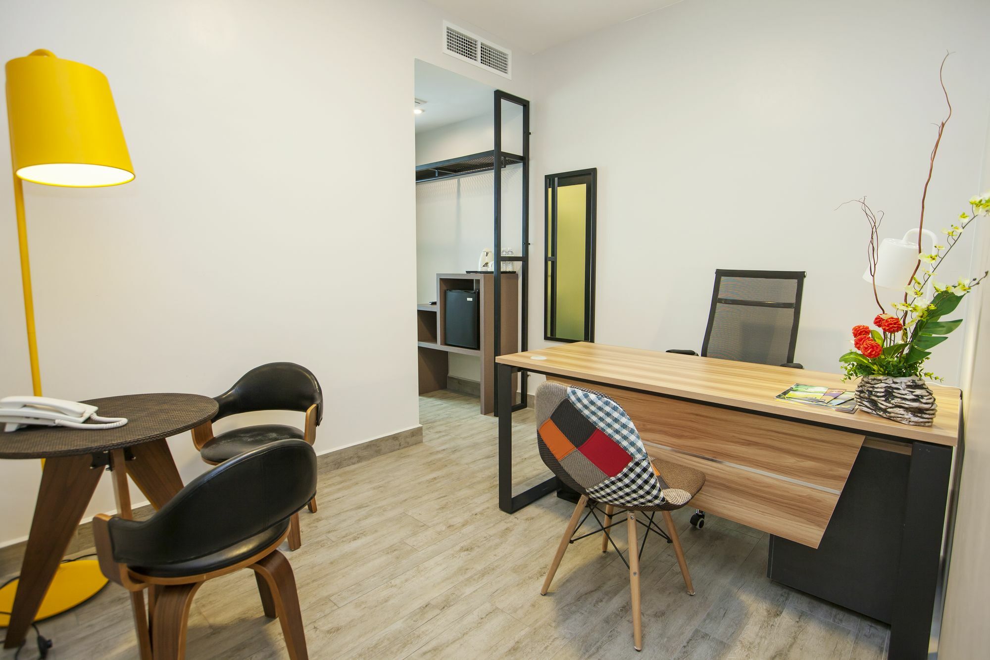 Bzz Hotel Skudai Eksteriør billede